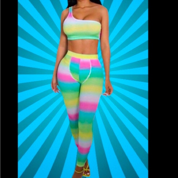 Tie Dye 1 Shoulder Crop Top & Boyfriend Style Colorburst Leggings Outfit - Picture 1 of 6